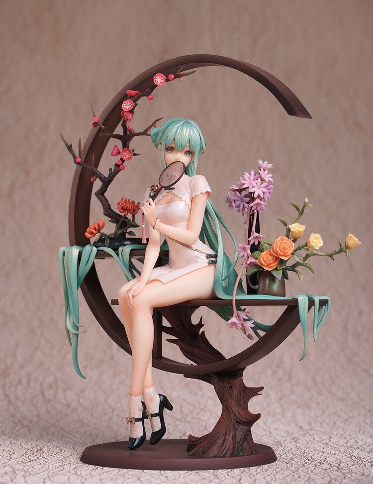 Shaohua Hatsune Miku figure