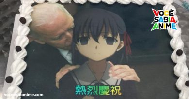 Padaria em Hong Kong bota Biden cheirando Sakura em bolo 23