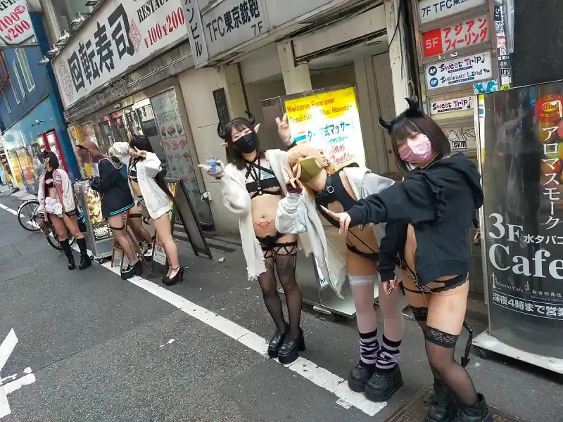 Quantidade de Maids nas ruas de Akiba Aumenta 3