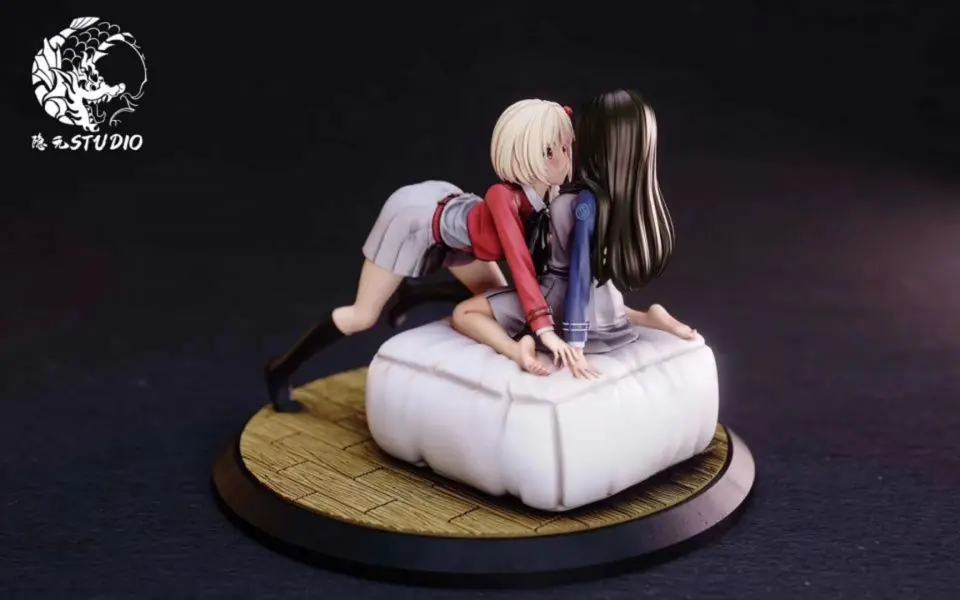 Chisato and Takina received an unofficial Adult figure