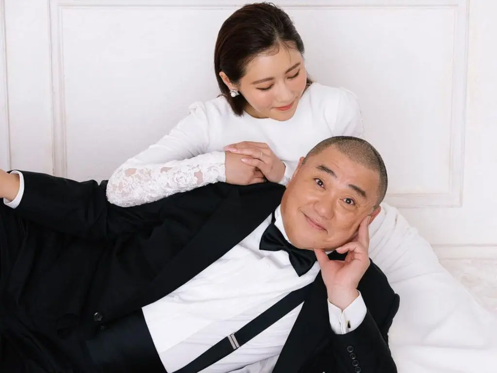 Ex Idol Miki Nishino Casou com Homem mais Velho que seu Pai