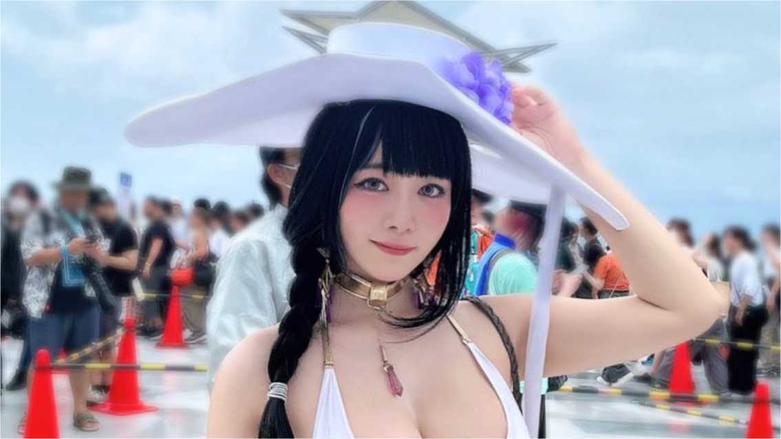 Model Umi Shinonome wins everyone hearts with her cosplay at Comiket