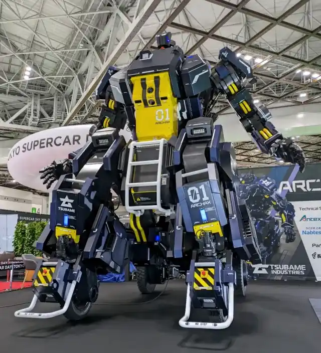 El nuevo robot pilotable Archax es el sueño de los amantes de los mechas
