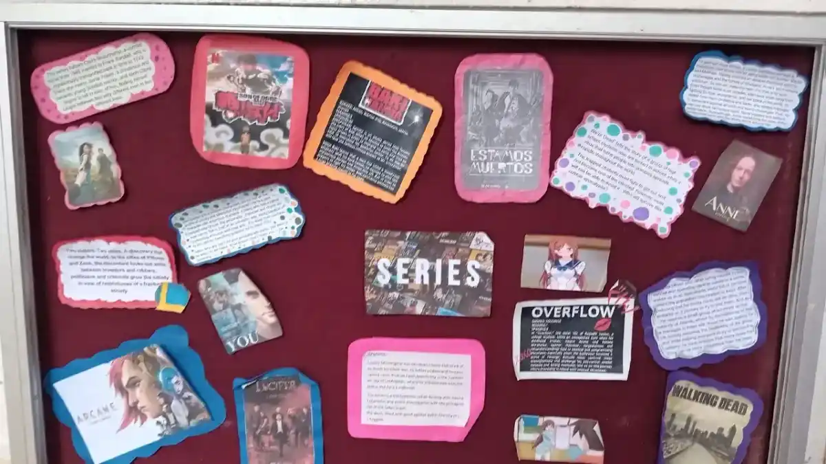 Anime Overflow appears as a recommendation on school bulletin board