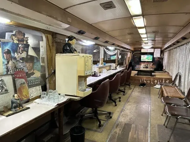 Japan: This humble bus serves great ramen