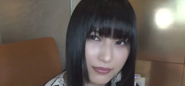 Ator de JAV usa Camisa do Kim Jong-un e NINGUÉM Consegue se Concentrar na Atriz