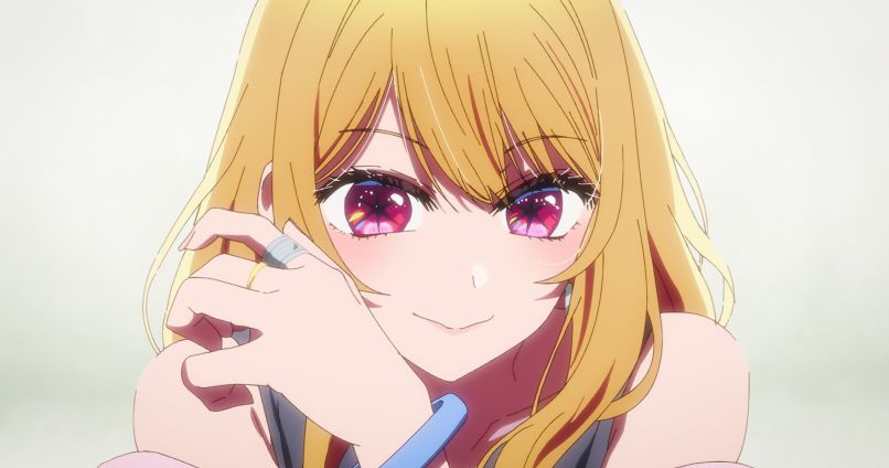 Atriz AV Aparece na TV como "Funcionária de Escritório"