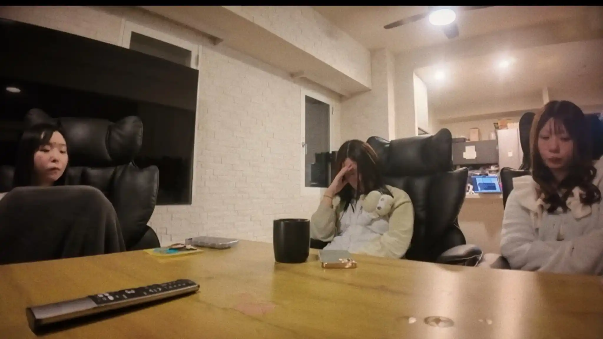 Japonês com 4 Esposas