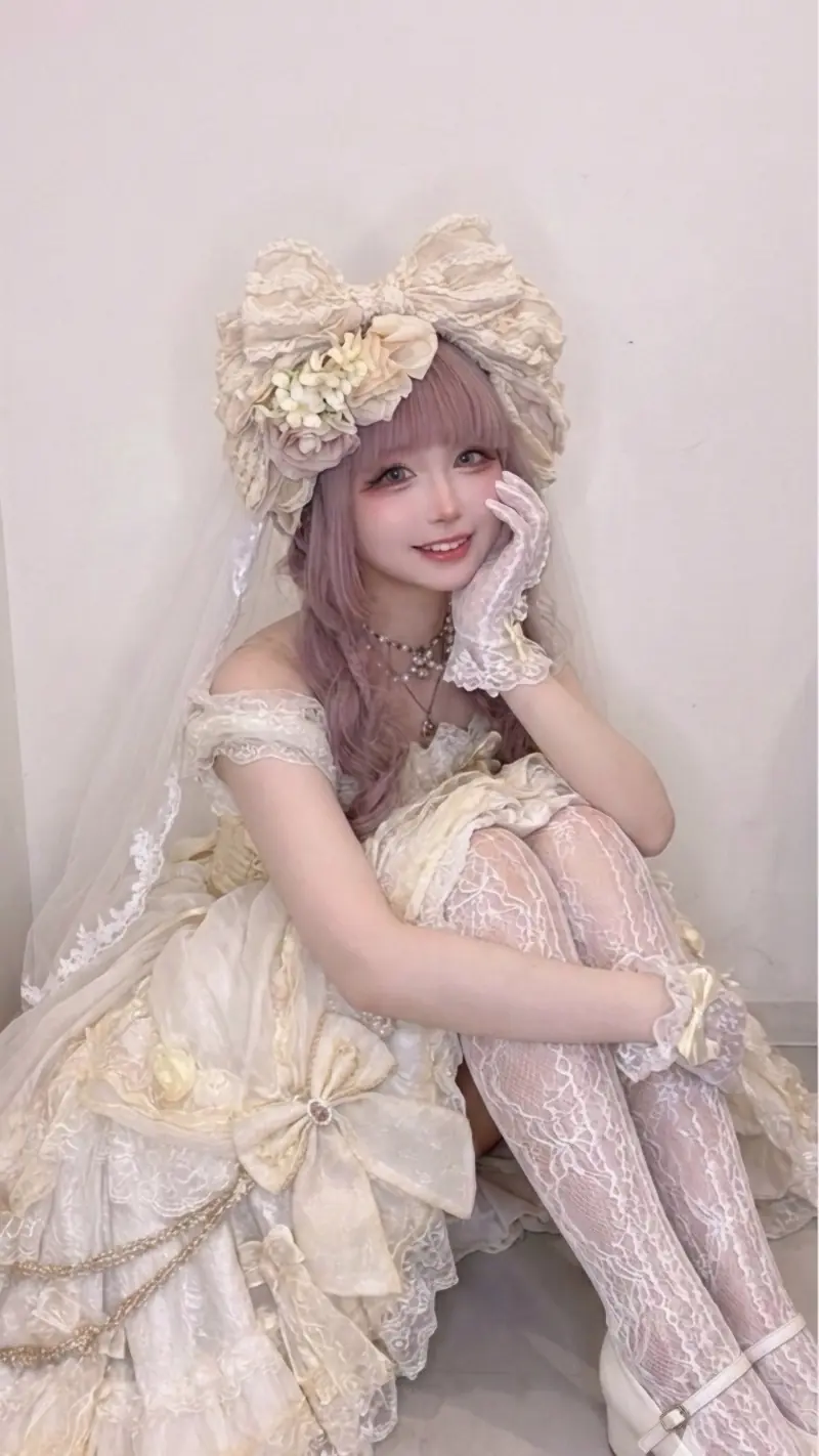 Dedicado Pai Japonês se Veste de Mulher por suas Filhas