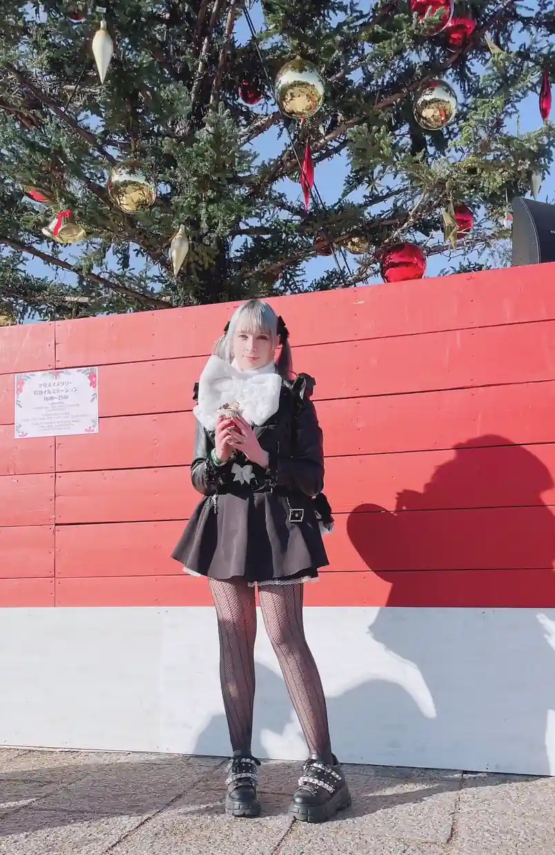 Foreigner Makes Her Debut as a Mangaka in JAPAN!