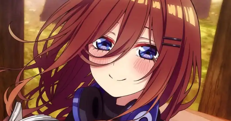 Jogador de Futebol Conquista Campeonato para a Miku