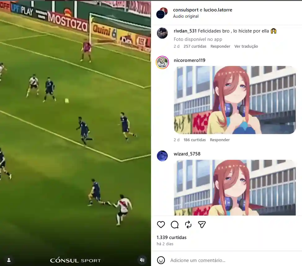 Jogador de Futebol Conquista Campeonato para a Miku Jogador de Futebol Conquista Campeonato para a Miku