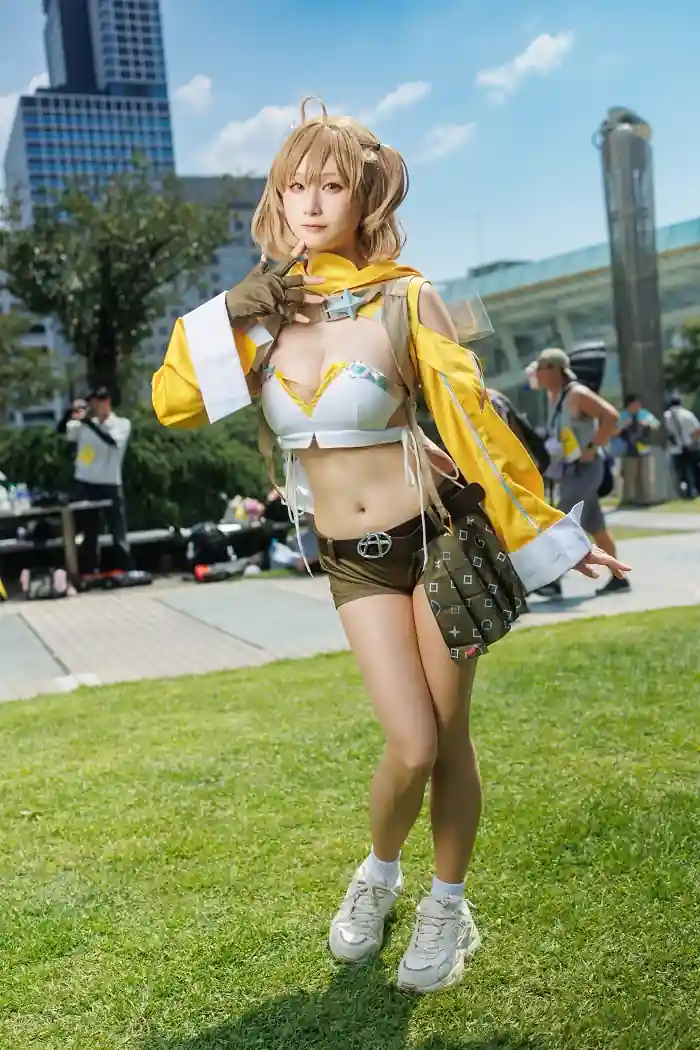 Cosplayer diz para que a Chamem de A Alquimista dos Peitos Cosplayer diz para que a Chamem de A Alquimista dos Peitos