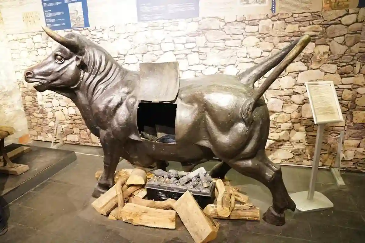 Touro de Bronze em mangá hentai Loli Touro de Bronze em mangá hentai Loli
